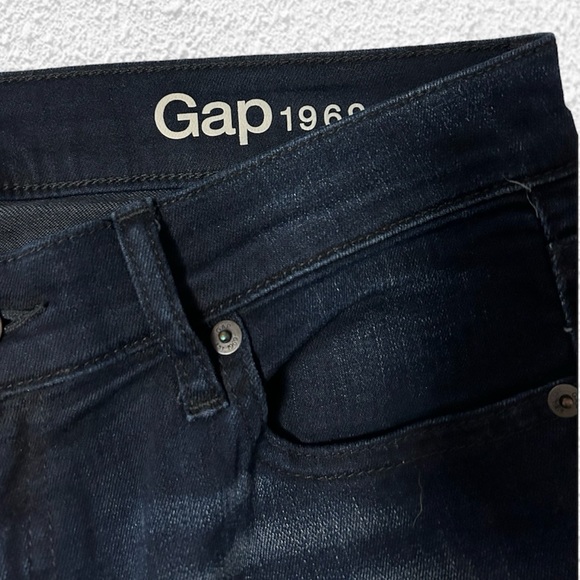 Gap 1969 Resolution Slim Straight Jeans - Picture 6 of 8